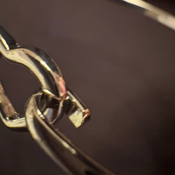 AMOUR 'HEART' BANGLE BRACELET - Picture 4 of 6